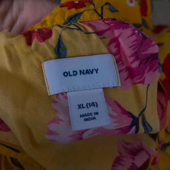 Clothes - Picture 2 of 2